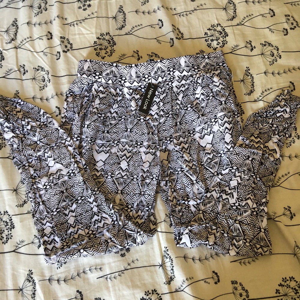 High waisted tapered pants